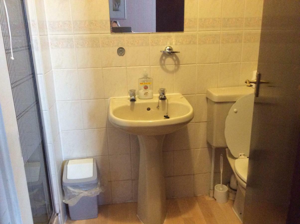 Lynton Hotel Blackpool Bagian luar foto